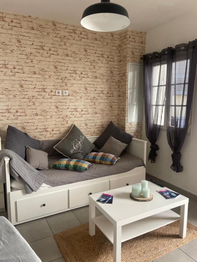 Studio Vieux Port Chez Fanette Apartment มาร์กเซย ภายนอก รูปภาพ